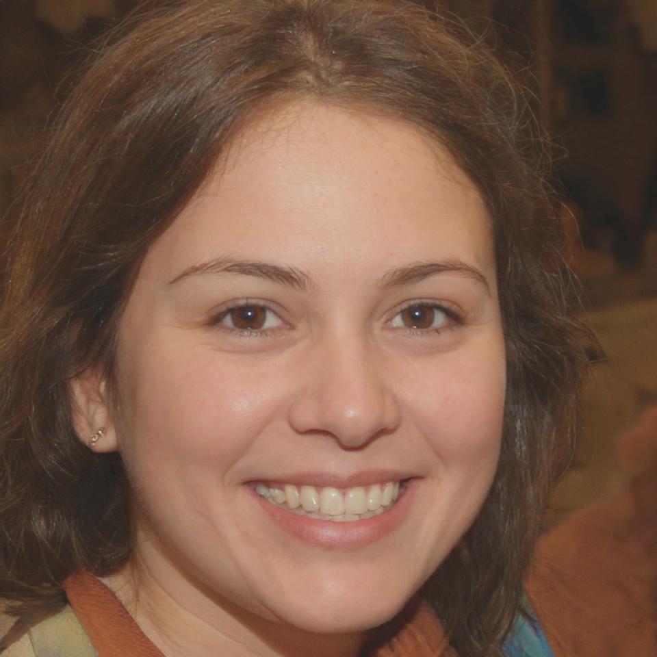 Ayşe Demir - Machine Learning Uzmanı